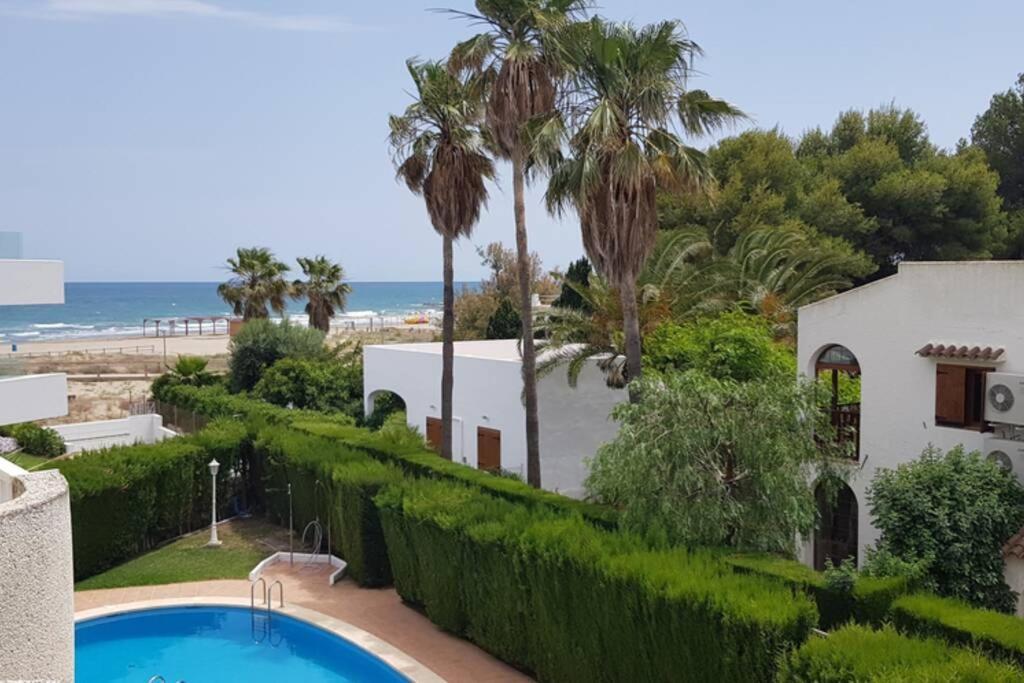 Neu Renoviertes Strandappartment Mit Meerblick Alcoceber Exterior photo